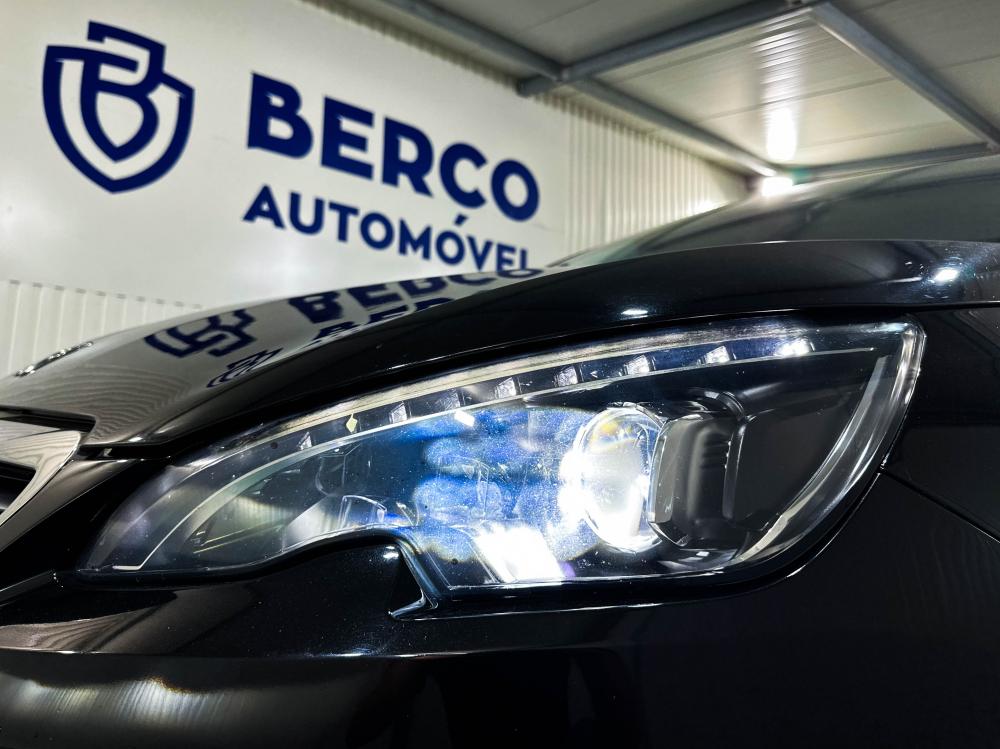 peugeot-308-2016-gasolina-1199cc