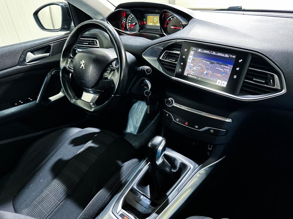 peugeot-308-2016-gasolina-1199cc