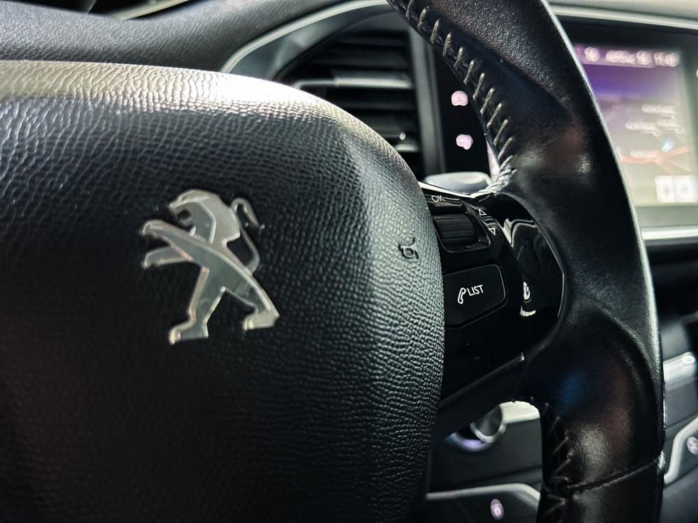 peugeot-308-2016-gasolina-1199cc