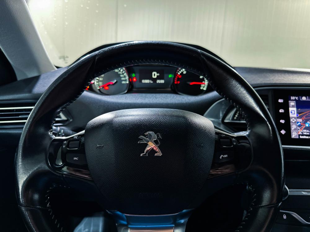 peugeot-308-2016-gasolina-1199cc