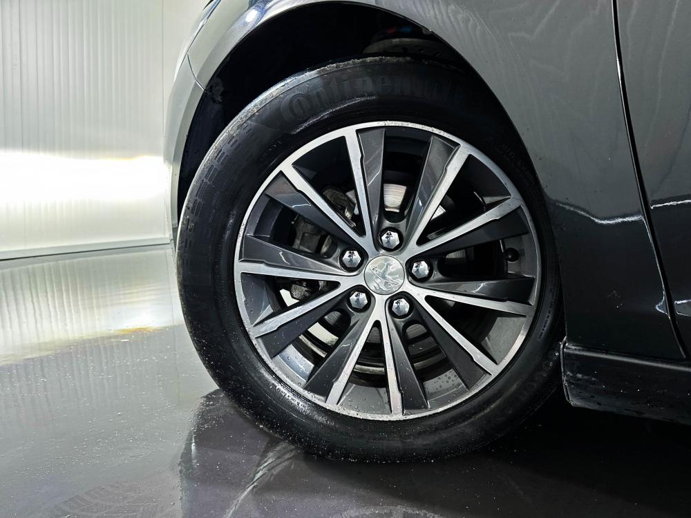 peugeot-308-2016-gasolina-1199cc
