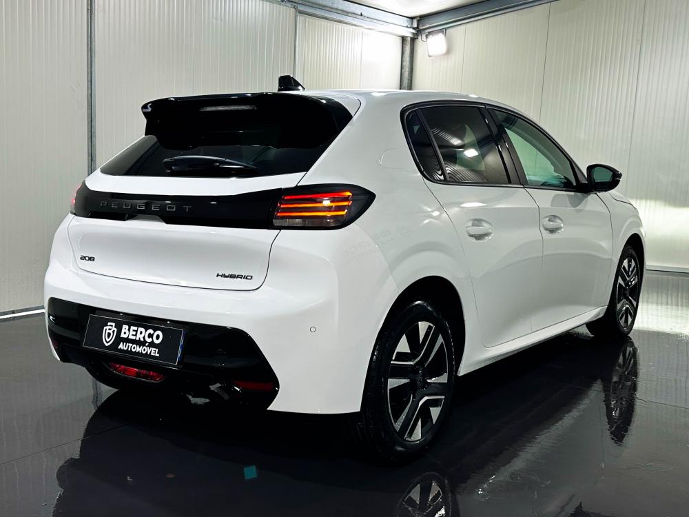 peugeot-208-2025-gasolina-1199cc