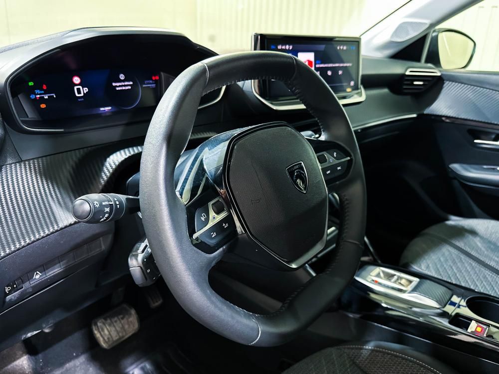 peugeot-208-2025-gasolina-1199cc