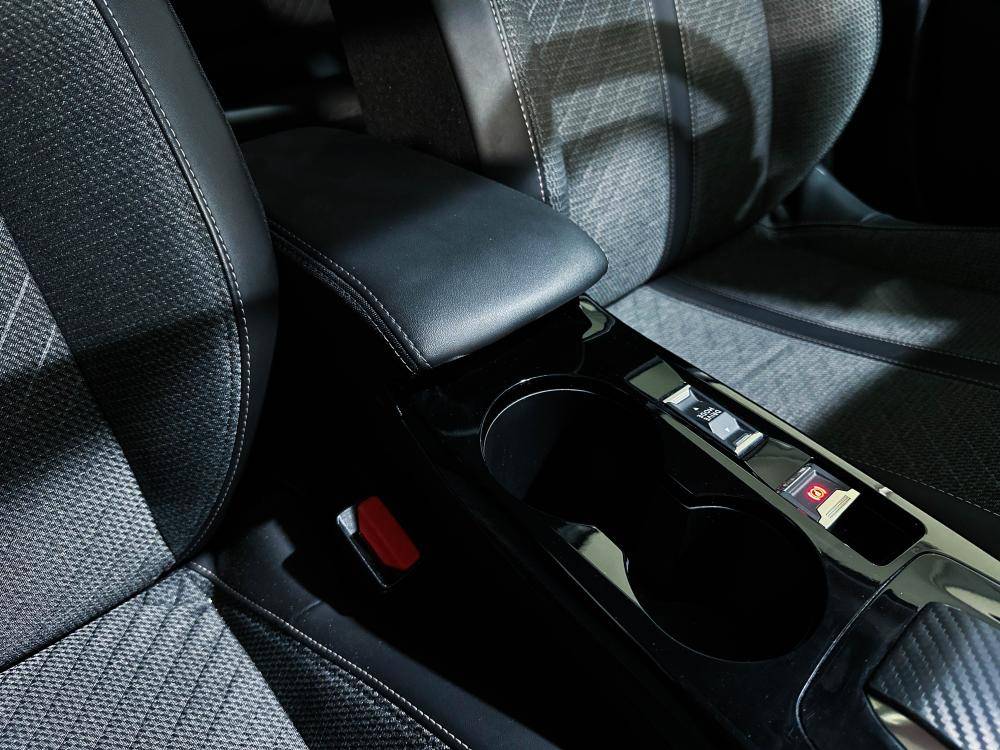 peugeot-208-2025-gasolina-1199cc