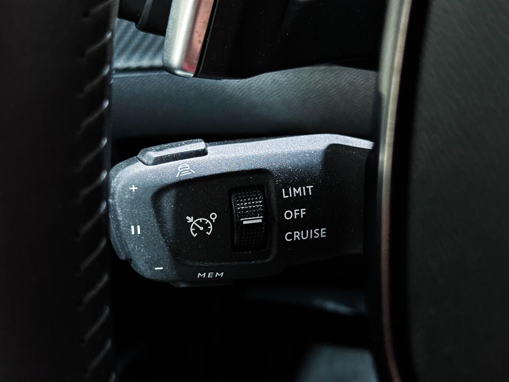 peugeot-208-2025-gasolina-1199cc