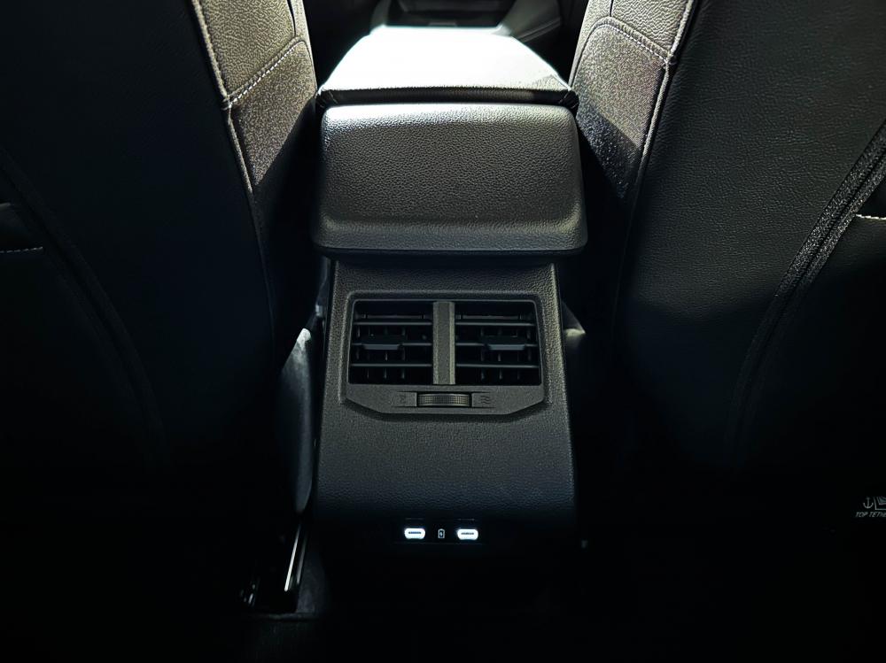 renault-megane-e-tech-2022-eletrico-0cc