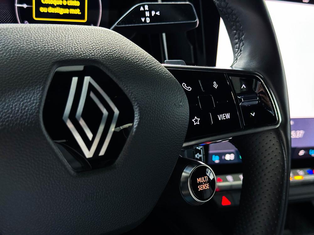 renault-megane-e-tech-2022-eletrico-0cc