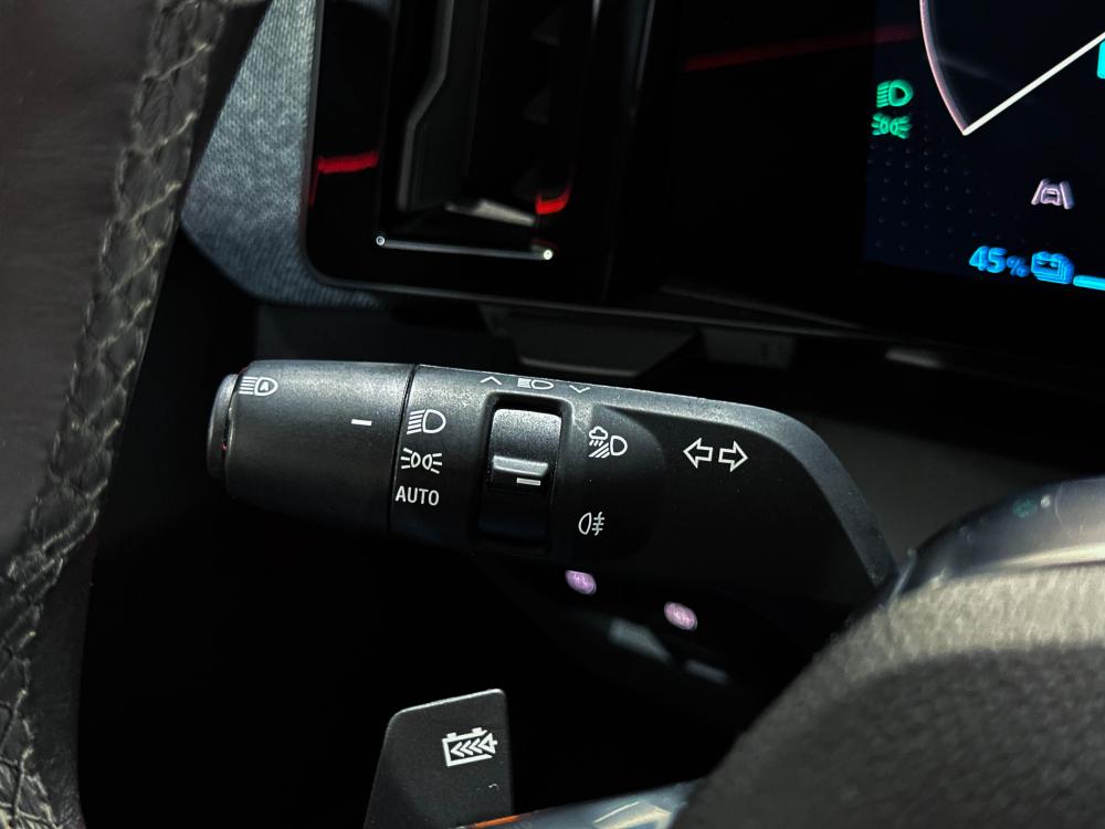 renault-megane-e-tech-2022-eletrico-0cc