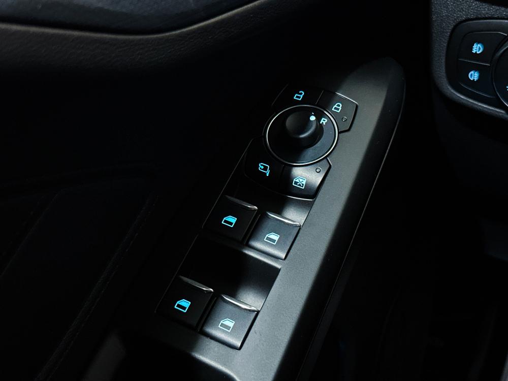ford-focus-2025-gasolina-999cc
