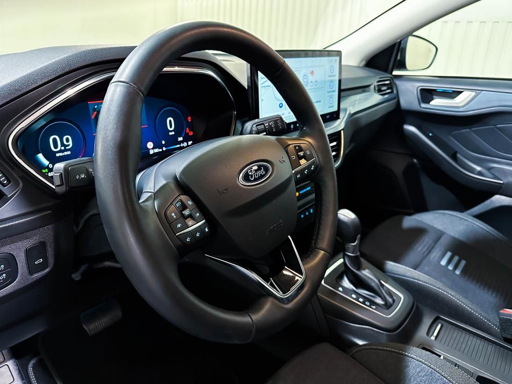 ford-focus-2025-gasolina-999cc