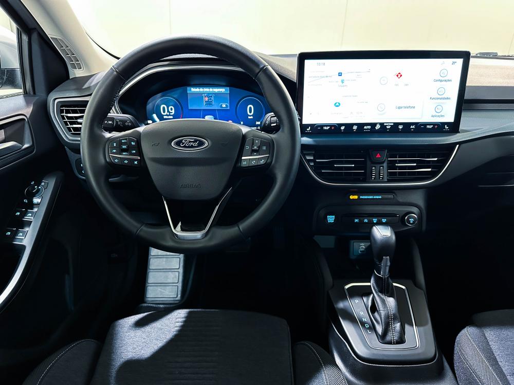 ford-focus-2025-gasolina-999cc