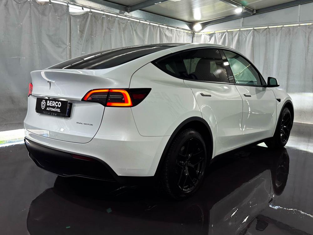 tesla-model-y-2023-eletrico-0cc