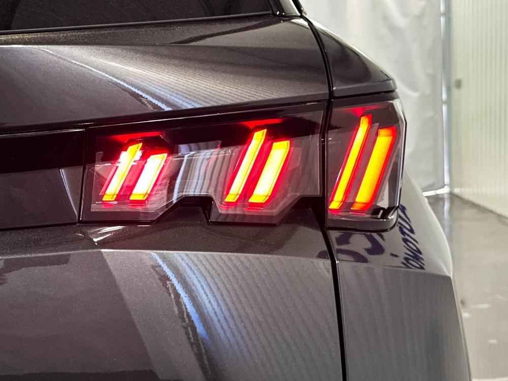 peugeot-5008-2024-gasolina-1199cc