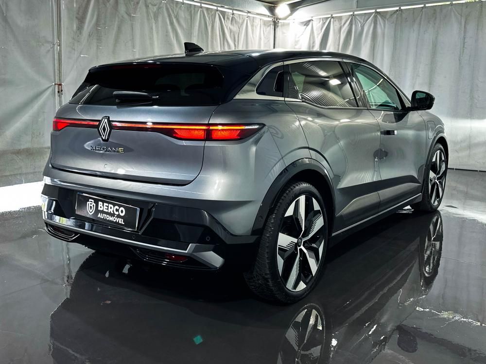 renault-megane-e-tech-2022-eletrico-0cc