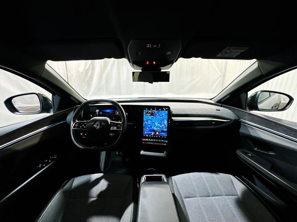 renault-megane-e-tech-2022-eletrico-0cc