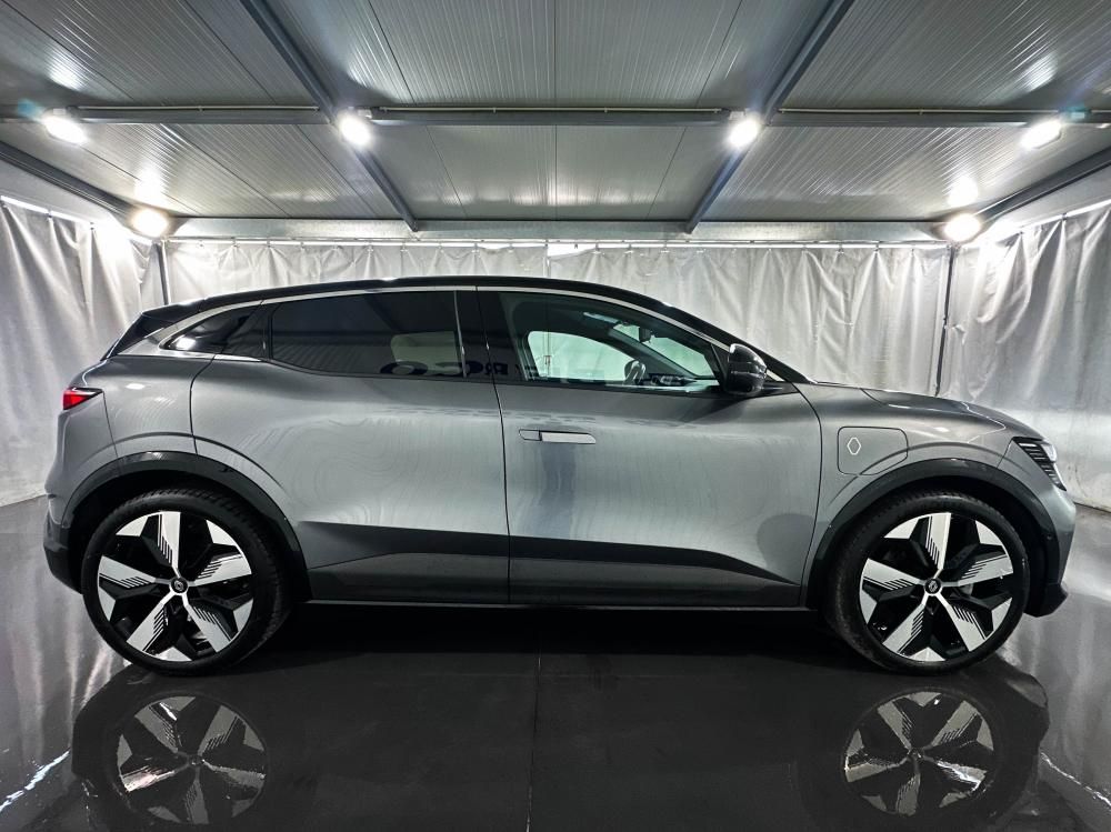 renault-megane-e-tech-2022-eletrico-0cc