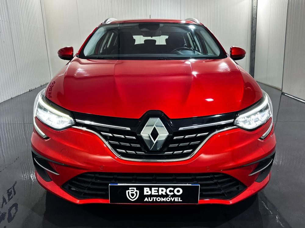 renault-megane-2022-hibrido-a-diesel-1598cc