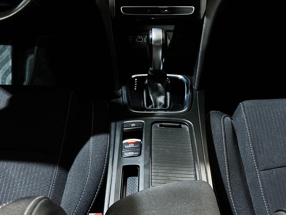 renault-megane-2022-hibrido-a-diesel-1598cc
