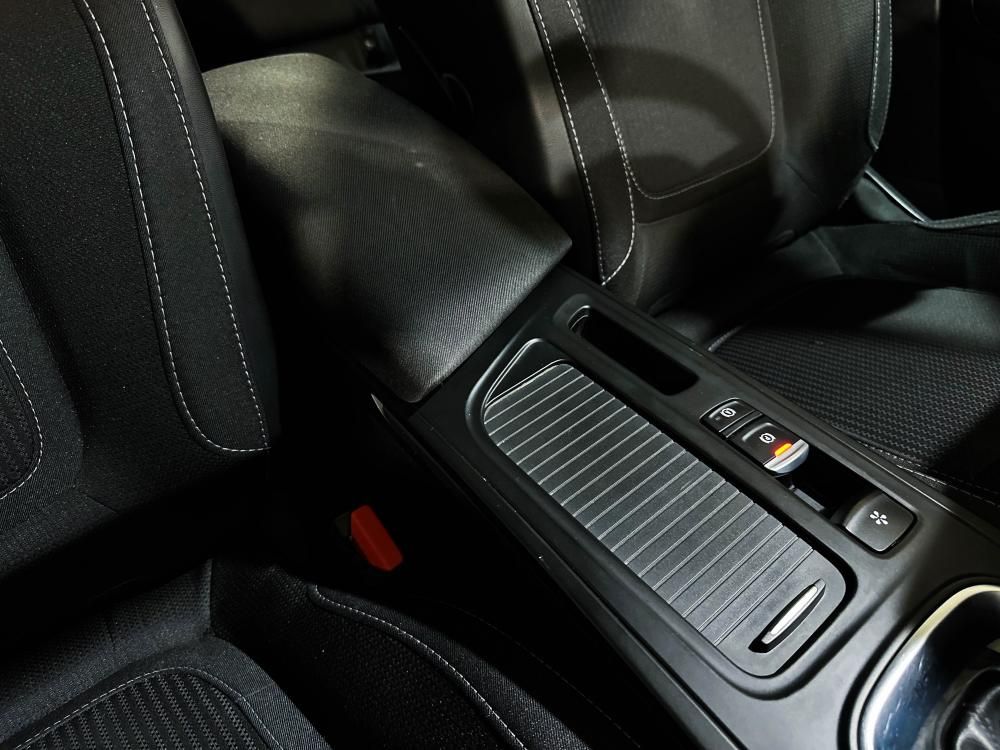 renault-megane-2022-hibrido-a-diesel-1598cc