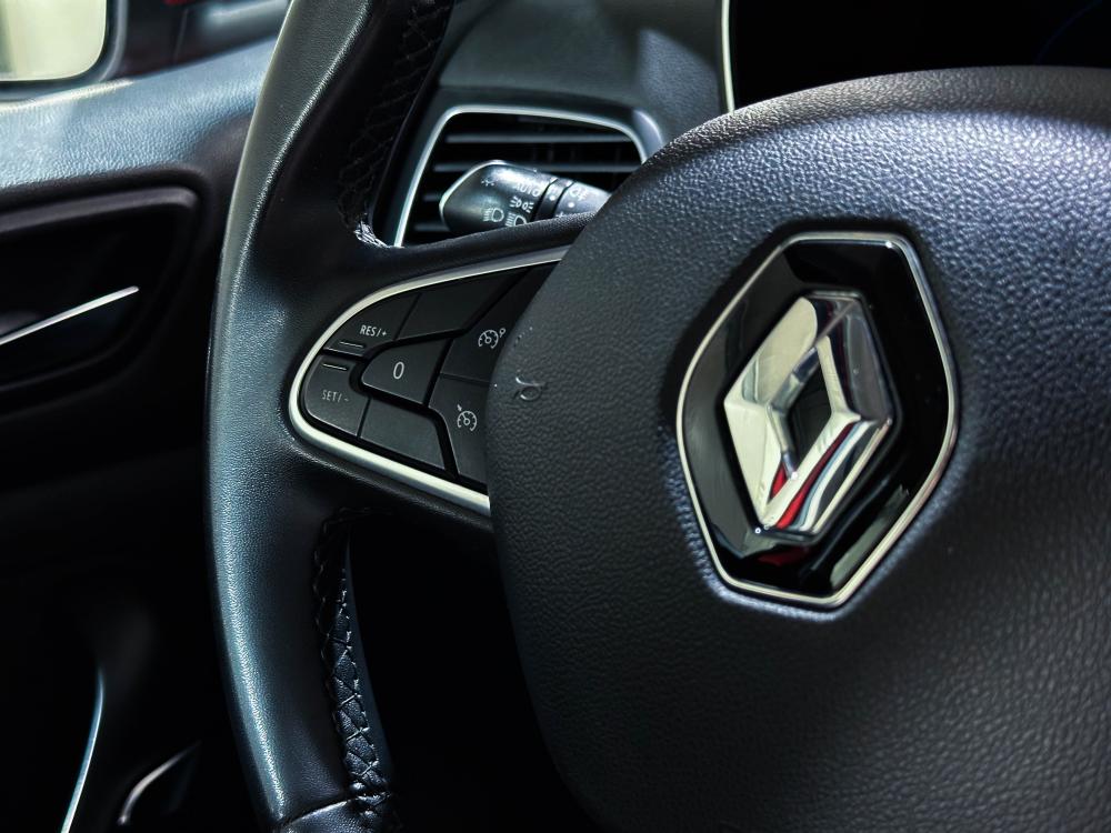 renault-megane-2022-hibrido-a-diesel-1598cc