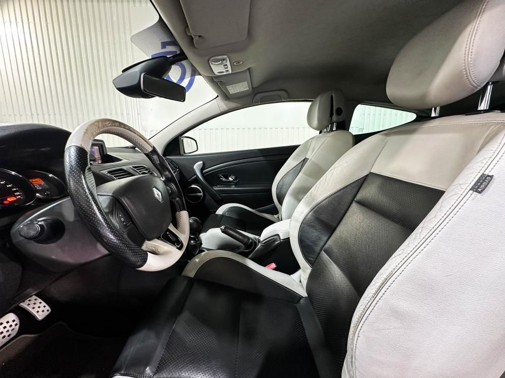 renault-megane-coupe-2012-diesel-1995cc