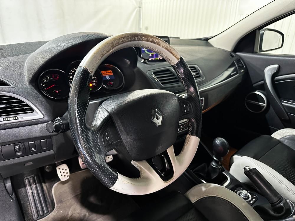 renault-megane-coupe-2012-diesel-1995cc