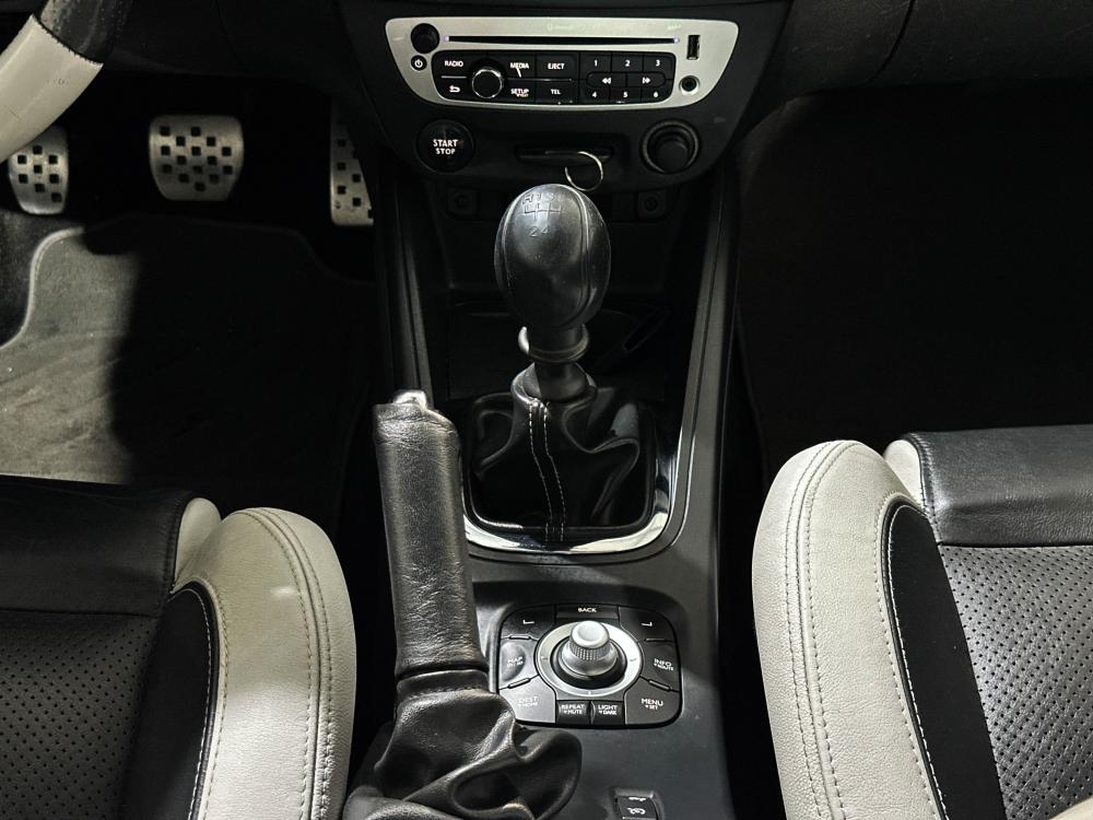 renault-megane-coupe-2012-diesel-1995cc