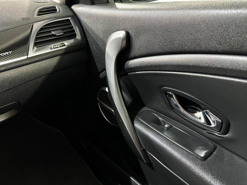renault-megane-coupe-2012-diesel-1995cc