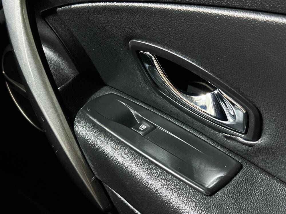 renault-megane-coupe-2012-diesel-1995cc
