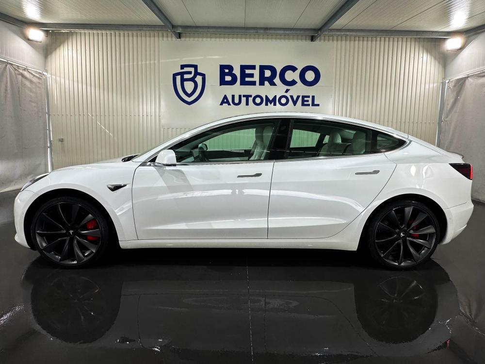 tesla-model-3-2019-eletrico-0cc