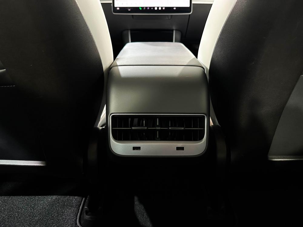tesla-model-3-2019-eletrico-0cc