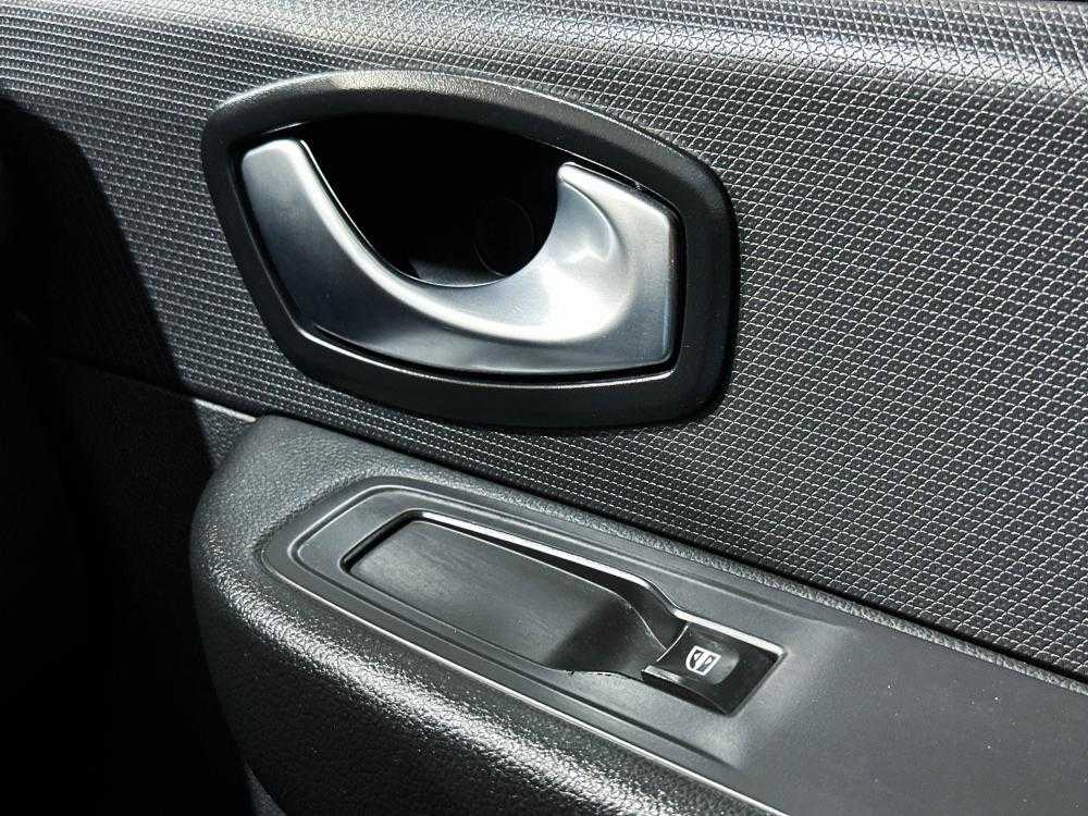 renault-clio-sport-tourer-2017-diesel-1461cc
