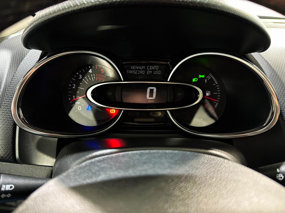 renault-clio-sport-tourer-2017-diesel-1461cc