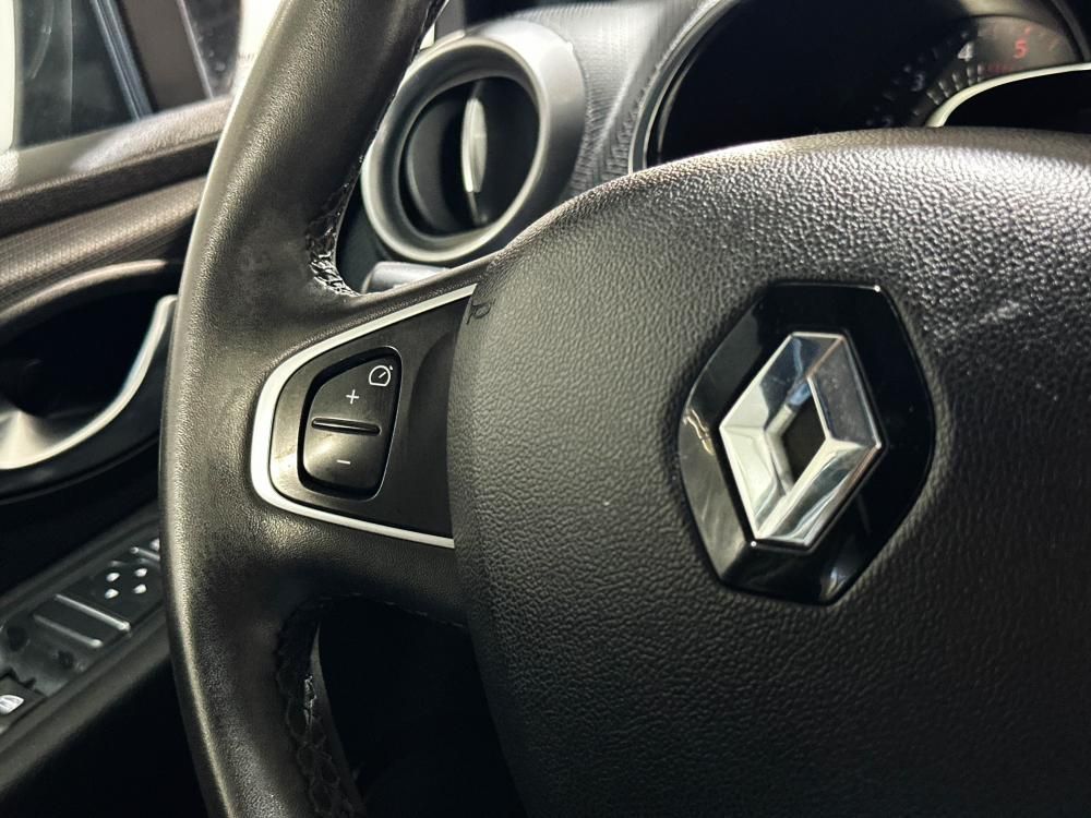 renault-clio-sport-tourer-2017-diesel-1461cc