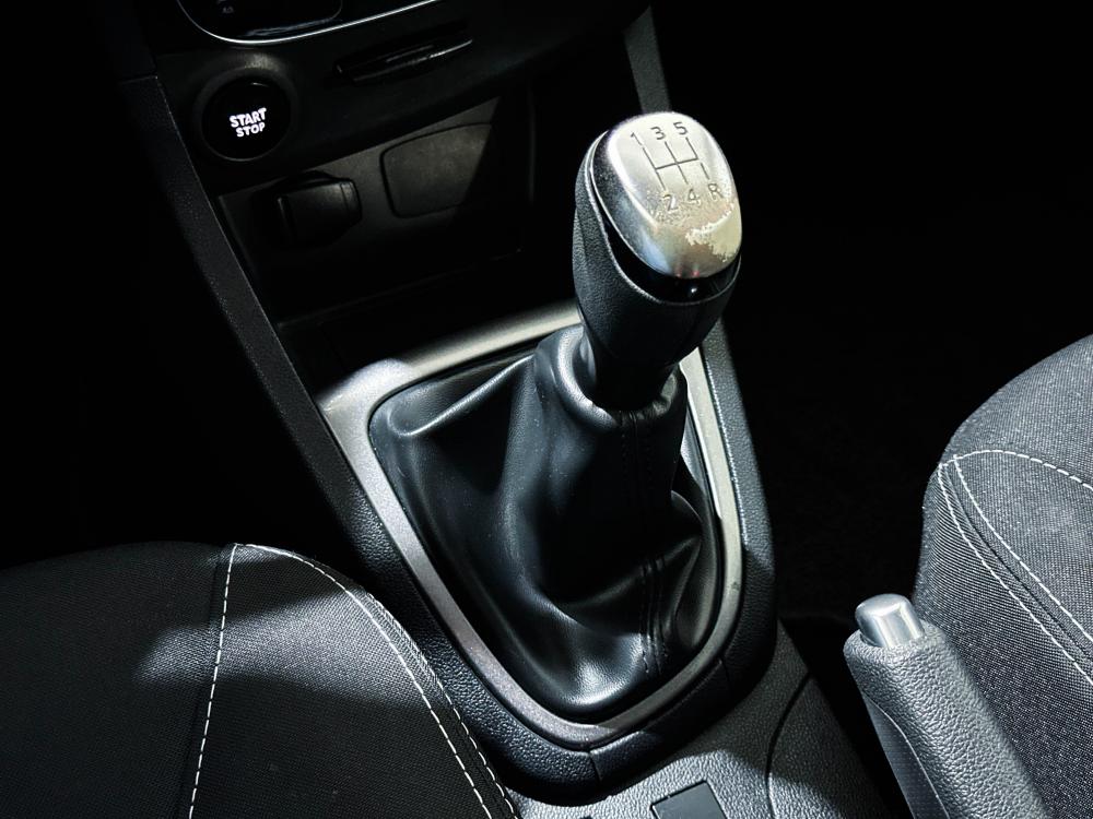 renault-clio-sport-tourer-2017-diesel-1461cc