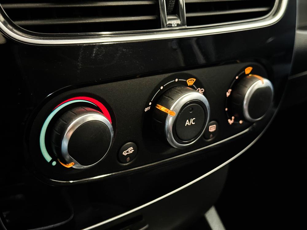 renault-clio-sport-tourer-2017-diesel-1461cc