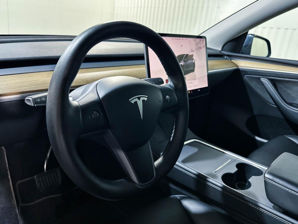 tesla-model-y-2022-eletrico-0cc