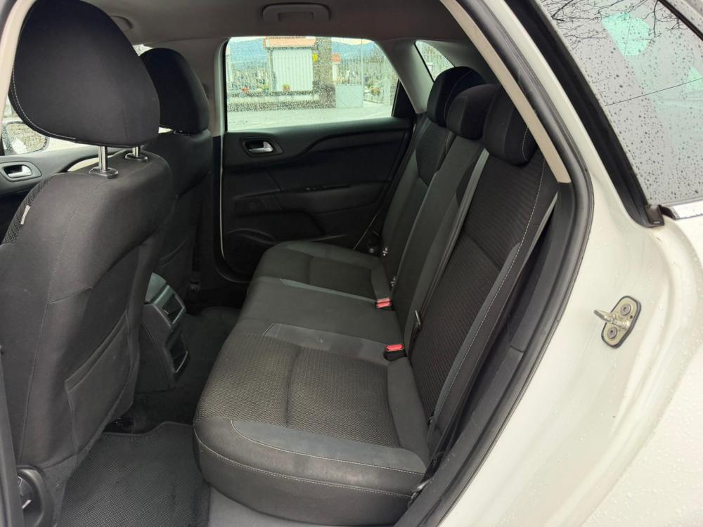citroen-c4-2015-diesel-1560cc
