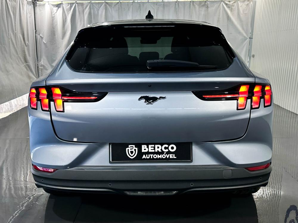 ford-mustang-mach-e-2022-eletrico-0cc