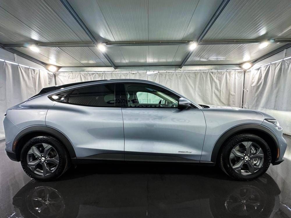 ford-mustang-mach-e-2022-eletrico-0cc