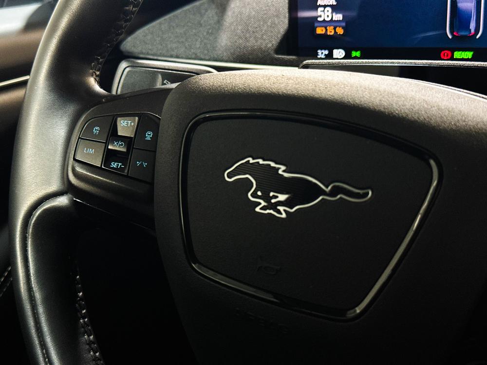 ford-mustang-mach-e-2022-eletrico-0cc