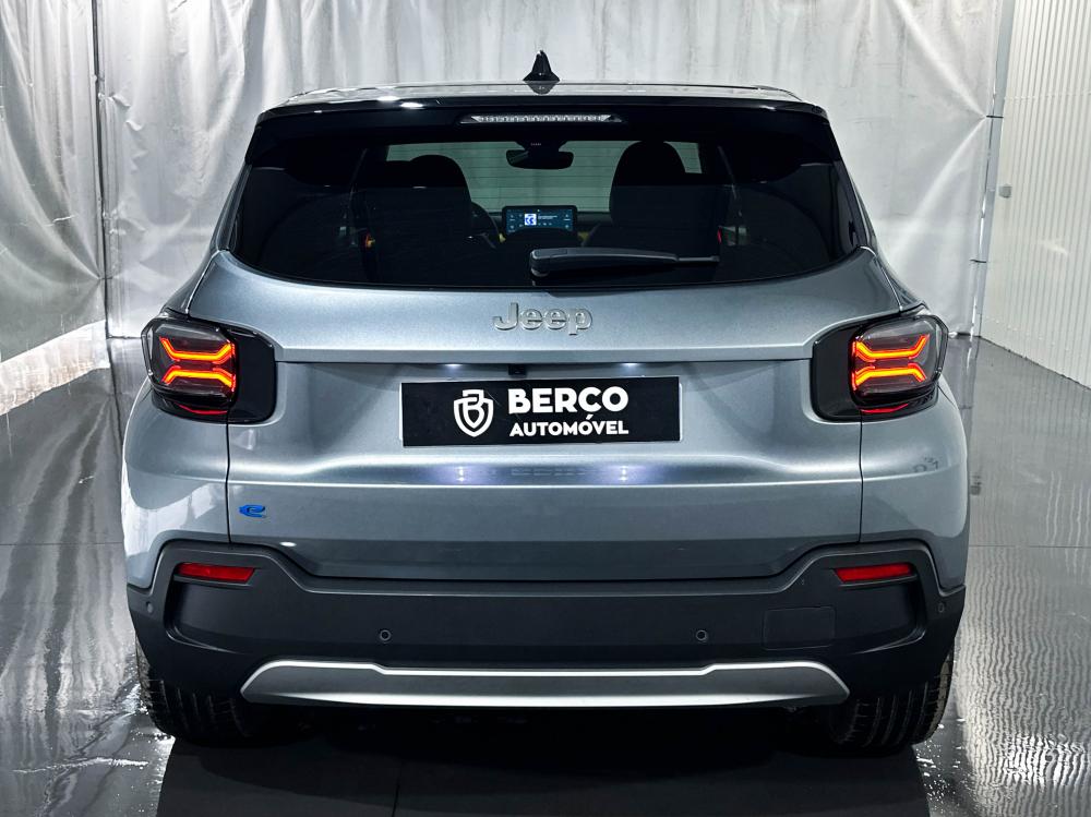jeep-avenger-2023-eletrico-0cc