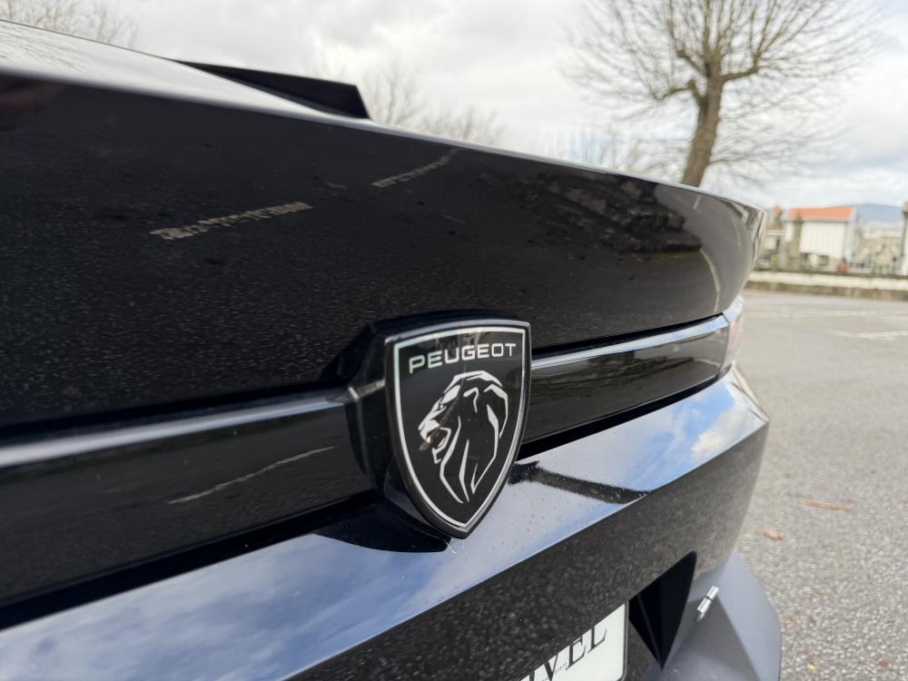peugeot-408-2023-gasolina-1199cc