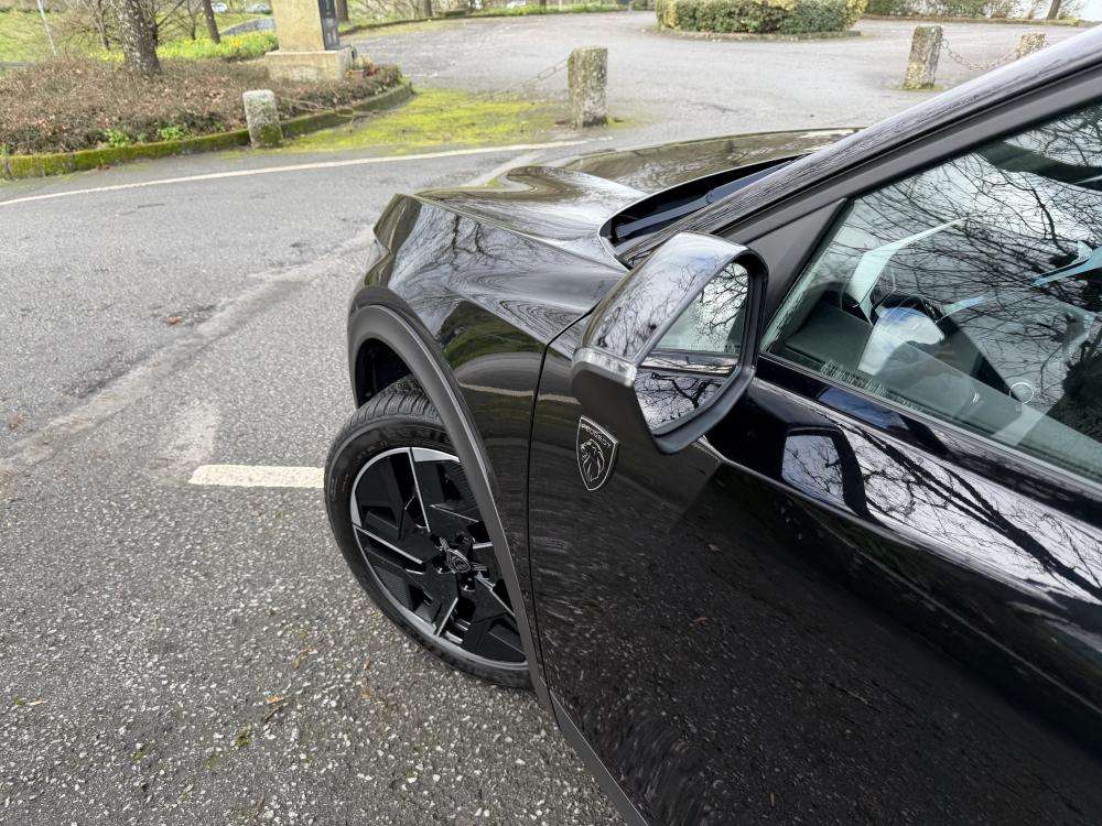 peugeot-408-2023-gasolina-1199cc