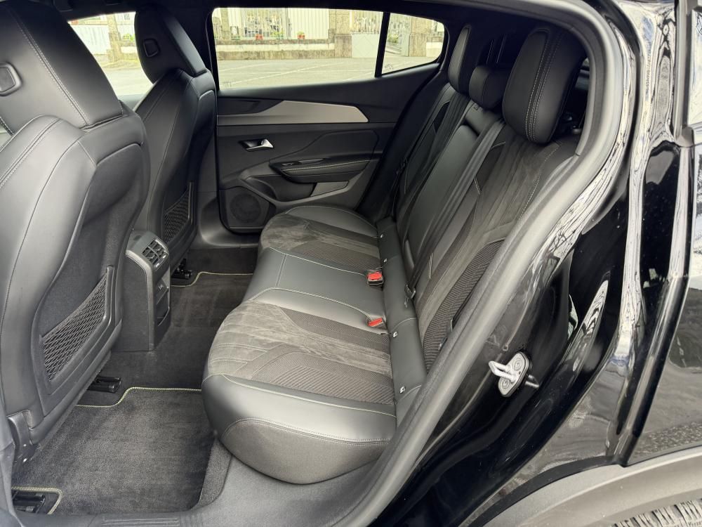 peugeot-408-2023-gasolina-1199cc