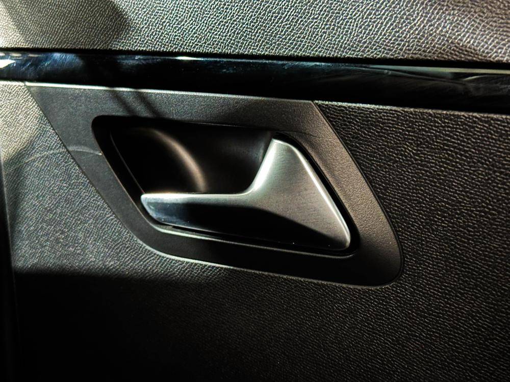 peugeot-e-208-2021-eletrico-0cc