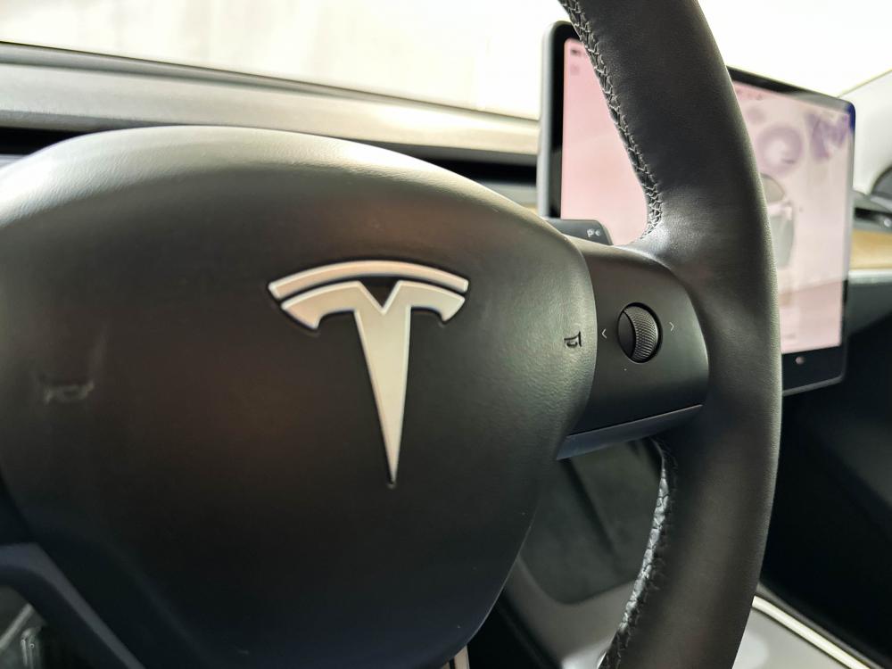 tesla-model-y-2023-eletrico-0cc
