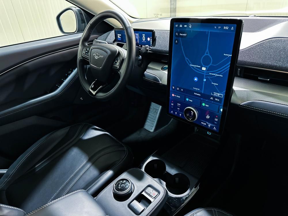 ford-mustang-mach-e-2022-eletrico-0cc