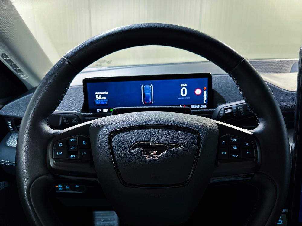 ford-mustang-mach-e-2022-eletrico-0cc