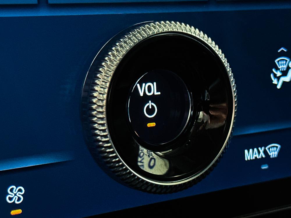 ford-mustang-mach-e-2022-eletrico-0cc